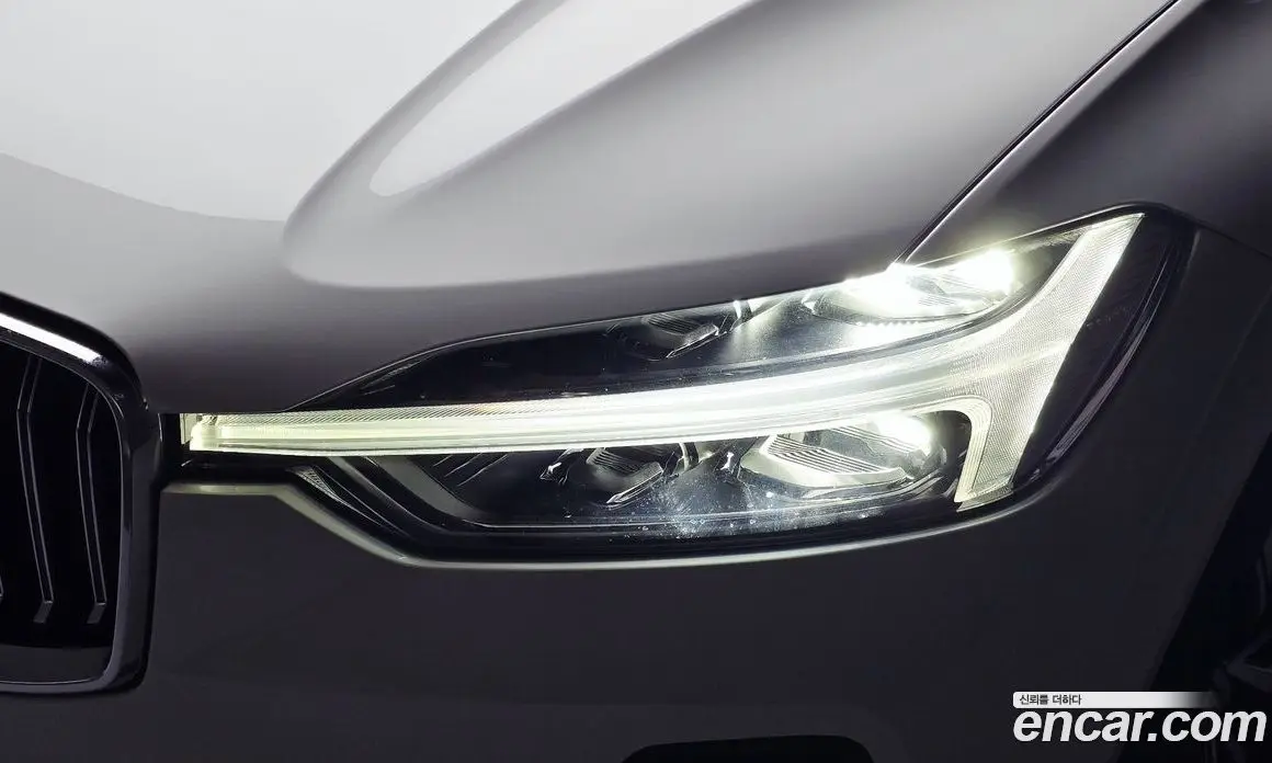 Volvo XC60 2024 2.0 автомат (гидро), фото 8 Volvo XC60 2024 2.0 автомат (гидро), фото 8