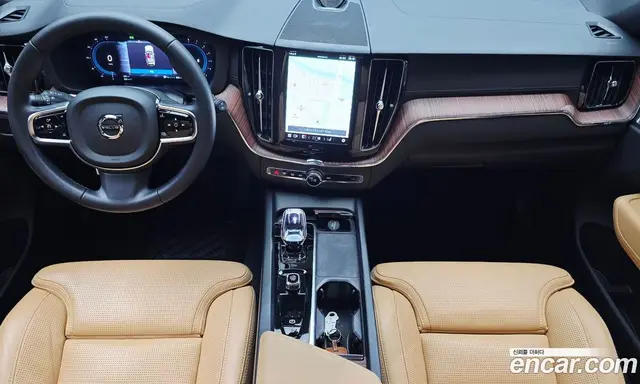 Volvo XC60 2024 2.0 автомат (гидро), миниатюра 10 Volvo XC60 2024 2.0 автомат (гидро), миниатюра 10