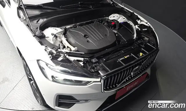 Volvo XC60 2025 2.0 автомат (гидро), миниатюра 6 Volvo XC60 2025 2.0 автомат (гидро), миниатюра 6