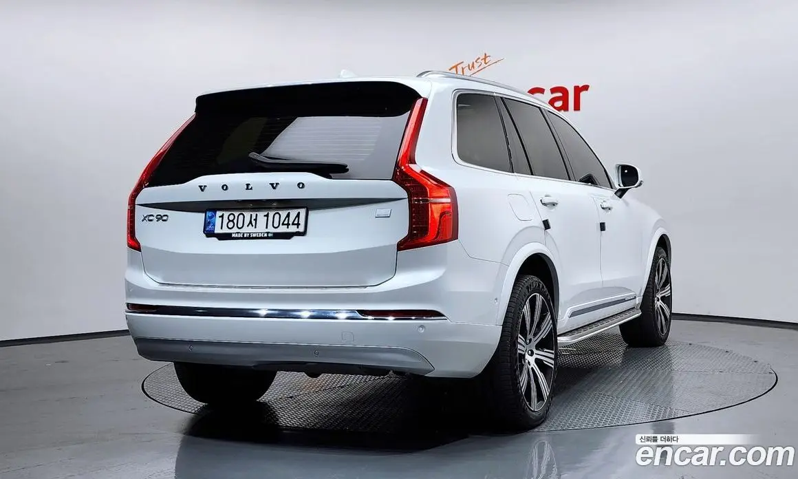 Volvo XC90 2022 2.0 автомат (гидро), фото 2 Volvo XC90 2022 2.0 автомат (гидро), фото 2
