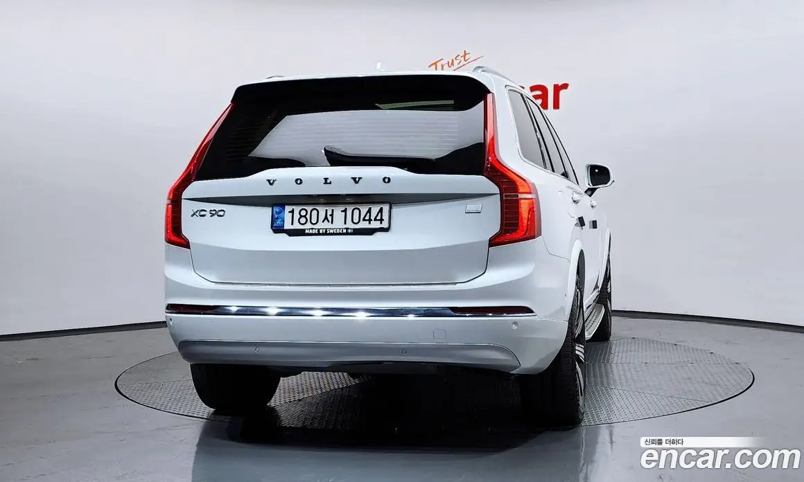 Volvo XC90 2022 2.0 автомат (гидро), фото 4 Volvo XC90 2022 2.0 автомат (гидро), фото 4