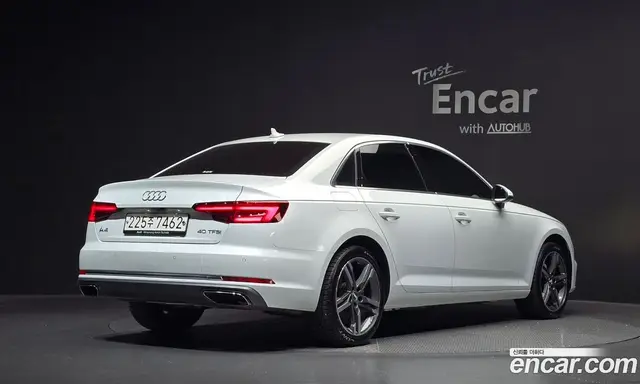 Audi A4 2019 2.0 автомат (гидро), миниатюра 2