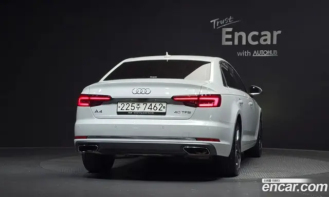 Audi A4 2019 2.0 автомат (гидро), миниатюра 4