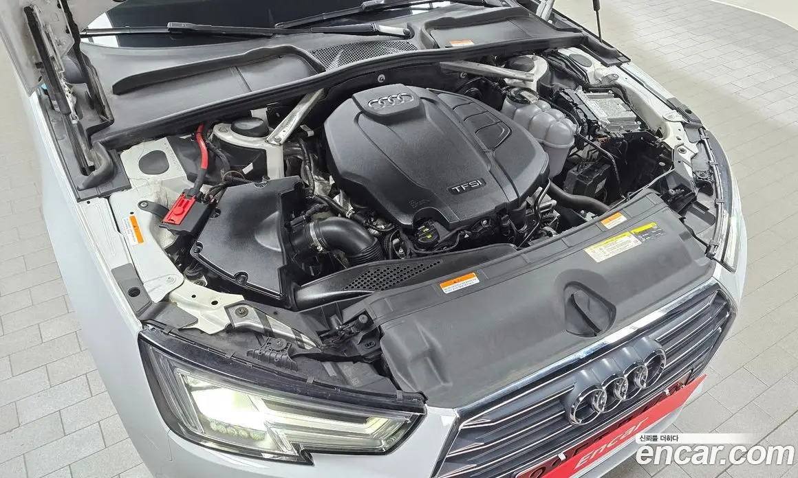 Audi A4 2019 2.0 автомат (гидро), фото 6