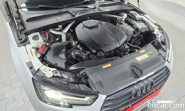 Audi A4 2019 2.0 автомат (гидро), миниатюра 6