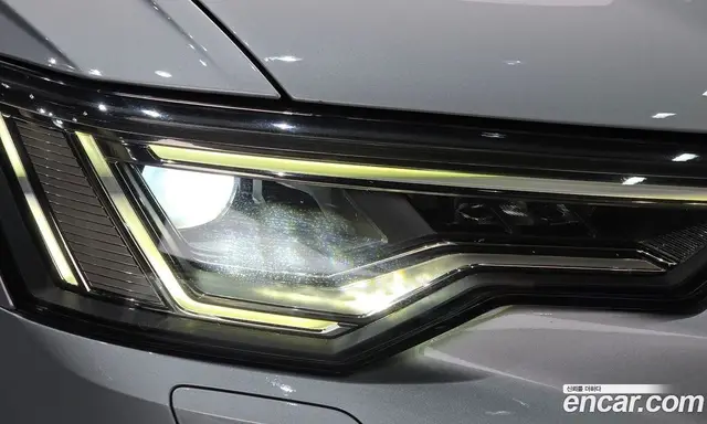 Audi A6 2021 2.0 автомат (гидро), миниатюра 8