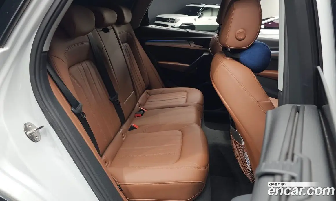 Audi Q5 2022 2.0 автомат (гидро), фото 11