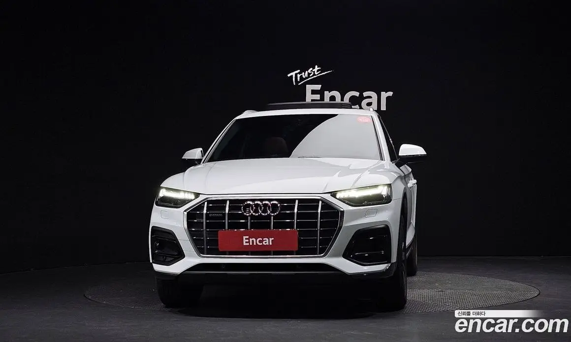 Audi Q5 2022 2.0 автомат (гидро), фото 3