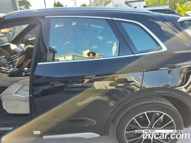 Audi Q5 2024 2.0 автомат (гидро), миниатюра 2 Audi Q5 2024 2.0 автомат (гидро), миниатюра 2