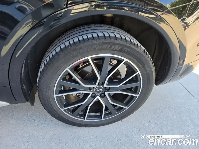 Audi Q5 2024 2.0 автомат (гидро), миниатюра 4 Audi Q5 2024 2.0 автомат (гидро), миниатюра 4