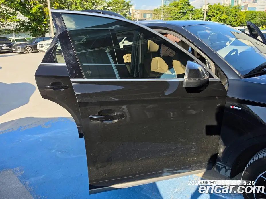 Audi Q5 2024 2.0 автомат (гидро), фото 5 Audi Q5 2024 2.0 автомат (гидро), фото 5