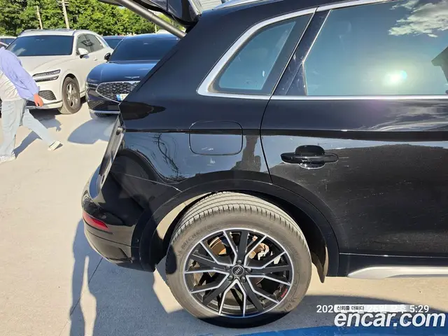 Audi Q5 2024 2.0 автомат (гидро), миниатюра 8 Audi Q5 2024 2.0 автомат (гидро), миниатюра 8