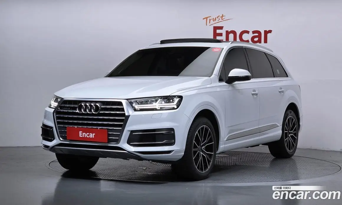 Audi Q7 2019 2.0 автомат (гидро), фото 1 Audi Q7 2019 2.0 автомат (гидро), фото 1