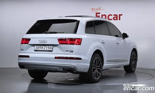 Audi Q7 2019 2.0 автомат (гидро), миниатюра 2 Audi Q7 2019 2.0 автомат (гидро), миниатюра 2