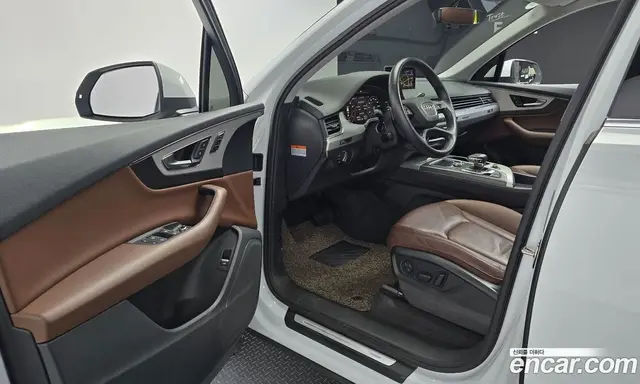 Audi Q7 2019 2.0 автомат (гидро), миниатюра 10 Audi Q7 2019 2.0 автомат (гидро), миниатюра 10