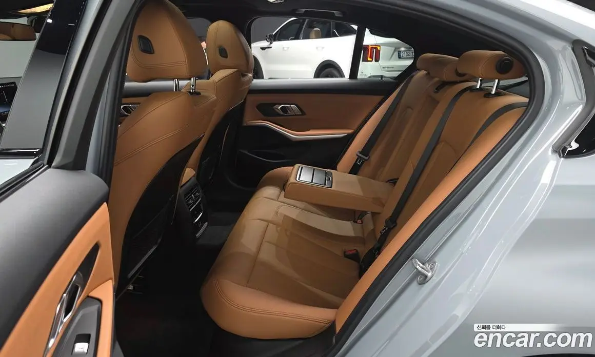 BMW 3 серия 2023 2.0 автомат (гидро), фото 17