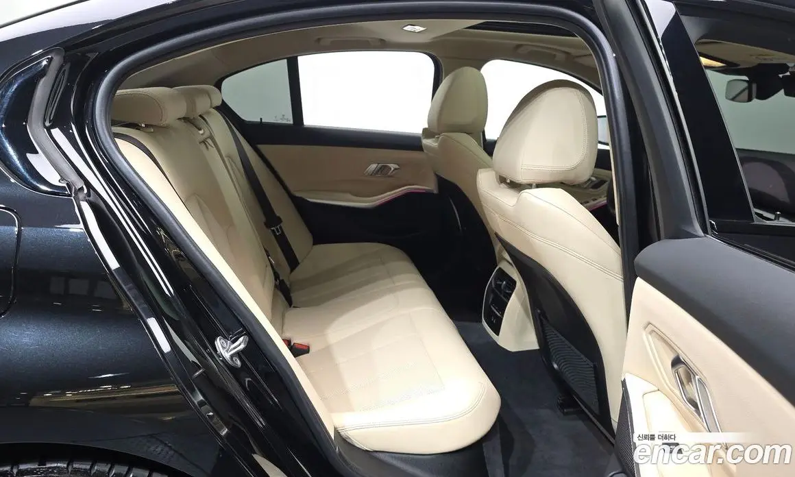 BMW 3 серия 2023 2.0 автомат (гидро), фото 18 BMW 3 серия 2023 2.0 автомат (гидро), фото 18