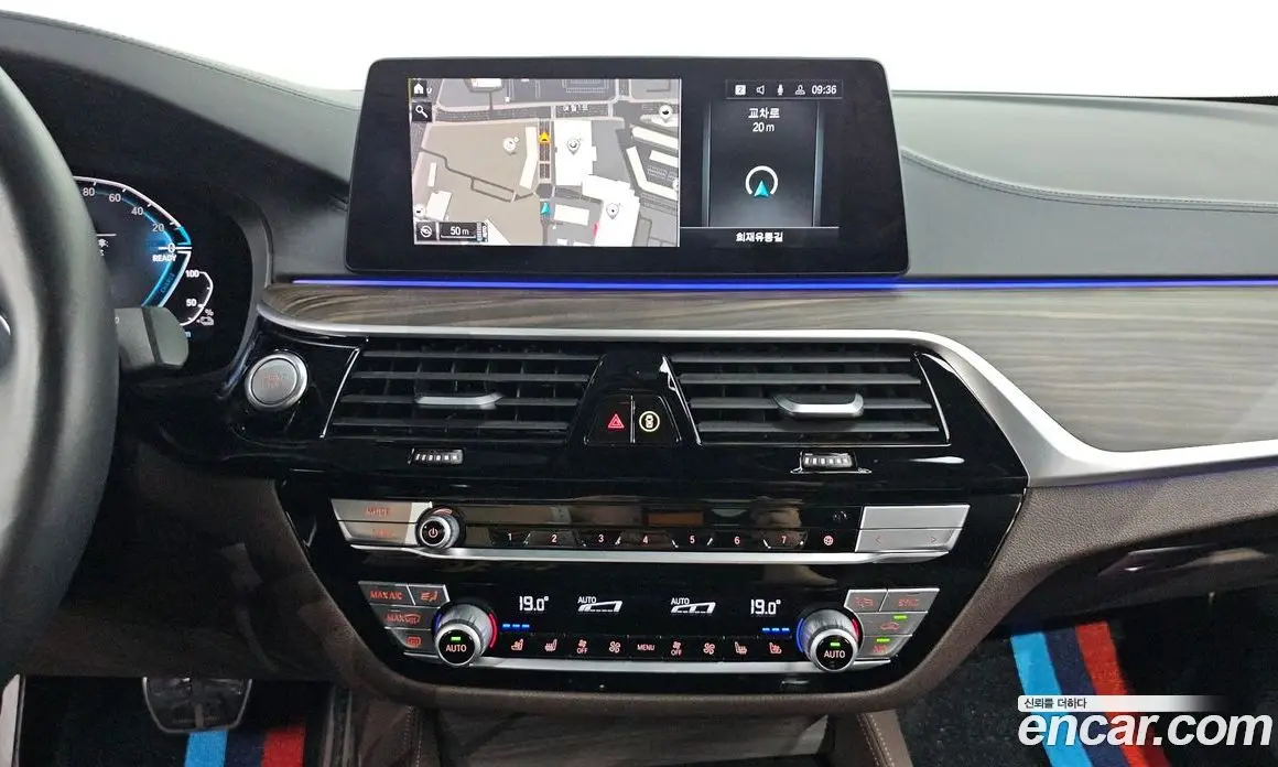 BMW 5 серия 2020 2.0 автомат (гидро), фото 12 BMW 5 серия 2020 2.0 автомат (гидро), фото 12