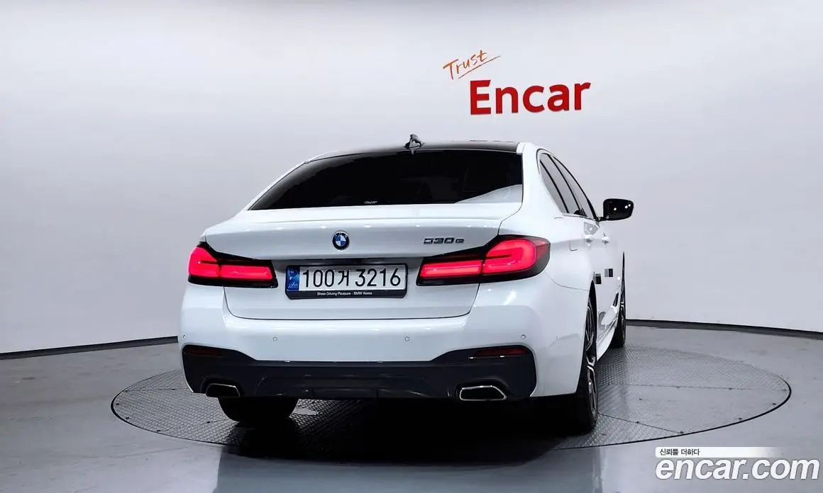 BMW 5 серия 2021 2.0 автомат (гидро), фото 4 BMW 5 серия 2021 2.0 автомат (гидро), фото 4