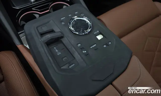 BMW 5 серия 2025 2.0 автомат (гидро), миниатюра 12