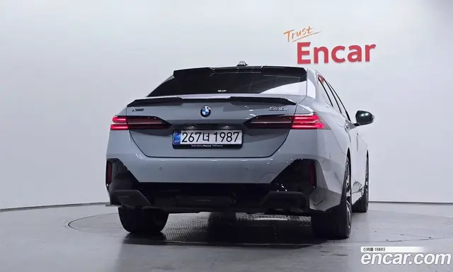 BMW 5 серия 2025 2.0 автомат (гидро), миниатюра 4 BMW 5 серия 2025 2.0 автомат (гидро), миниатюра 4