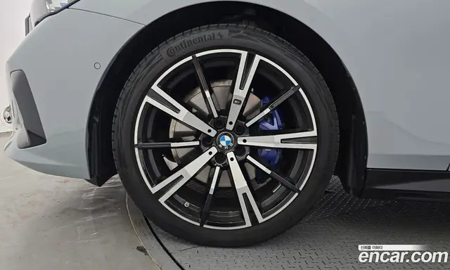 BMW 5 серия 2025 2.0 автомат (гидро), миниатюра 5 BMW 5 серия 2025 2.0 автомат (гидро), миниатюра 5