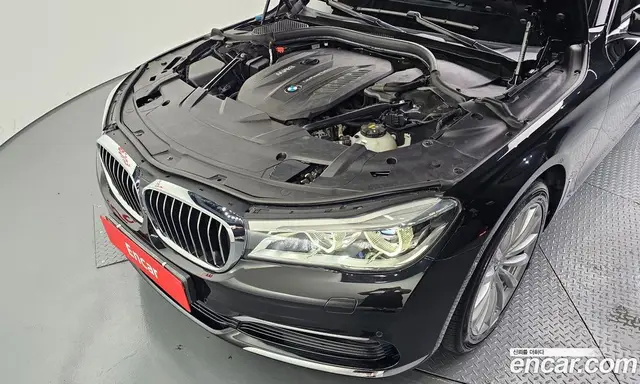 BMW 7 серия 2016 3.0 автомат (гидро), миниатюра 6 BMW 7 серия 2016 3.0 автомат (гидро), миниатюра 6