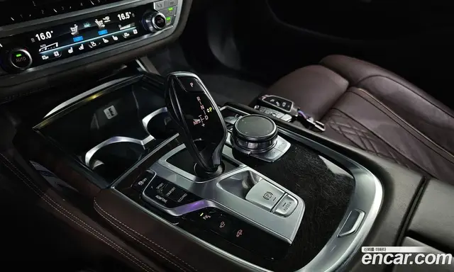 BMW 7 серия 2016 3.0 автомат (гидро), миниатюра 9 BMW 7 серия 2016 3.0 автомат (гидро), миниатюра 9