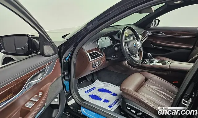 BMW 7 серия 2016 3.0 автомат (гидро), миниатюра 10 BMW 7 серия 2016 3.0 автомат (гидро), миниатюра 10
