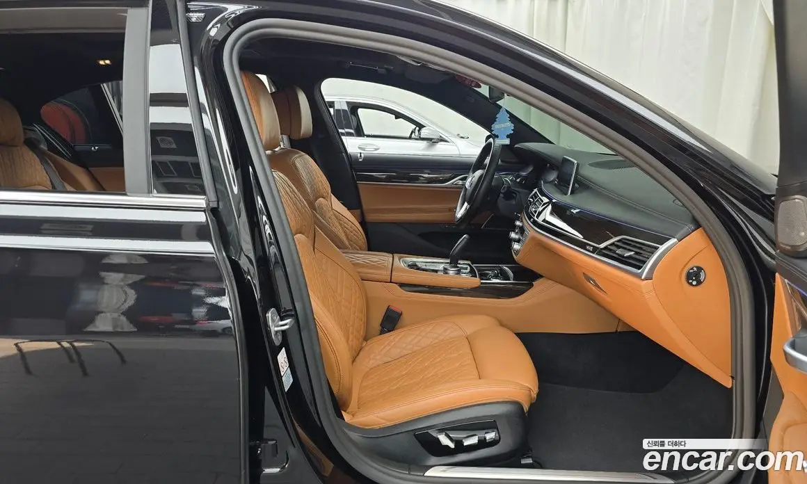 BMW 7 серия 2021 3.0 автомат (гидро), фото 18