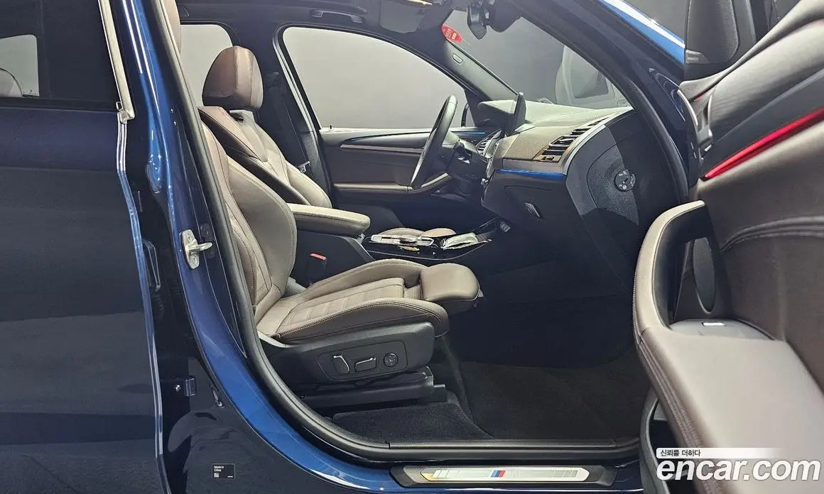 BMW iX3 2025 0.2 автомат (гидро), фото 16