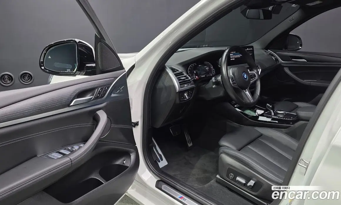 BMW X3 2023 2.0 автомат (гидро), фото 12