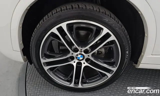BMW X4 2018 2.0 автомат (гидро), миниатюра 5