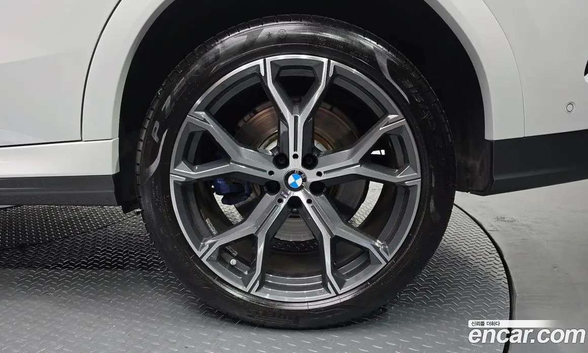 BMW X6 2021 3.0 автомат (гидро), фото 7 BMW X6 2021 3.0 автомат (гидро), фото 7