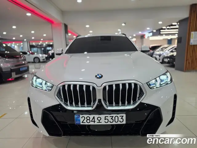 BMW X6 2025 3.0 автомат (гидро), миниатюра 1