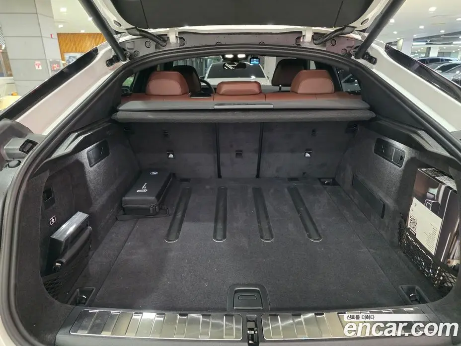 BMW X6 2025 3.0 автомат (гидро), фото 15