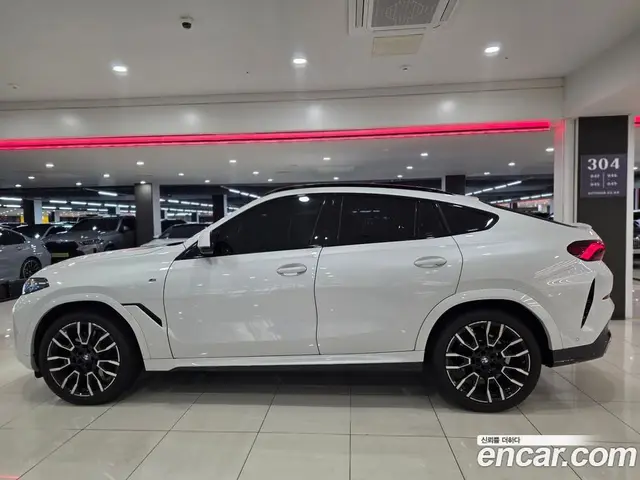 BMW X6 2025 3.0 автомат (гидро), миниатюра 3