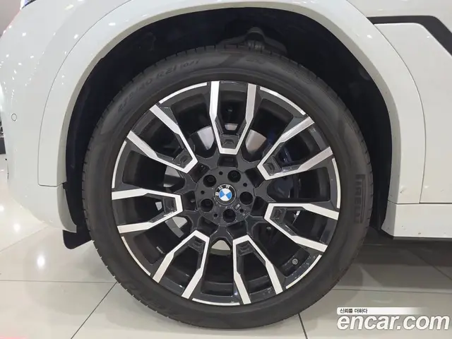 BMW X6 2025 3.0 автомат (гидро), миниатюра 6