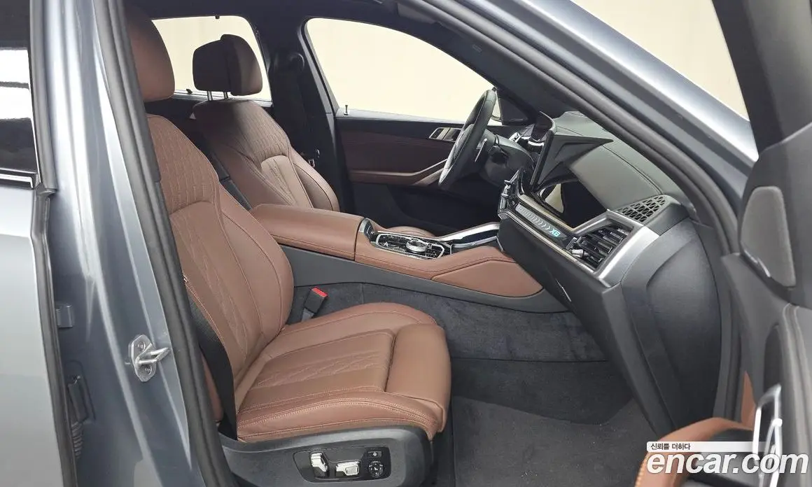 BMW X6 2025 3.0 автомат (гидро), фото 17