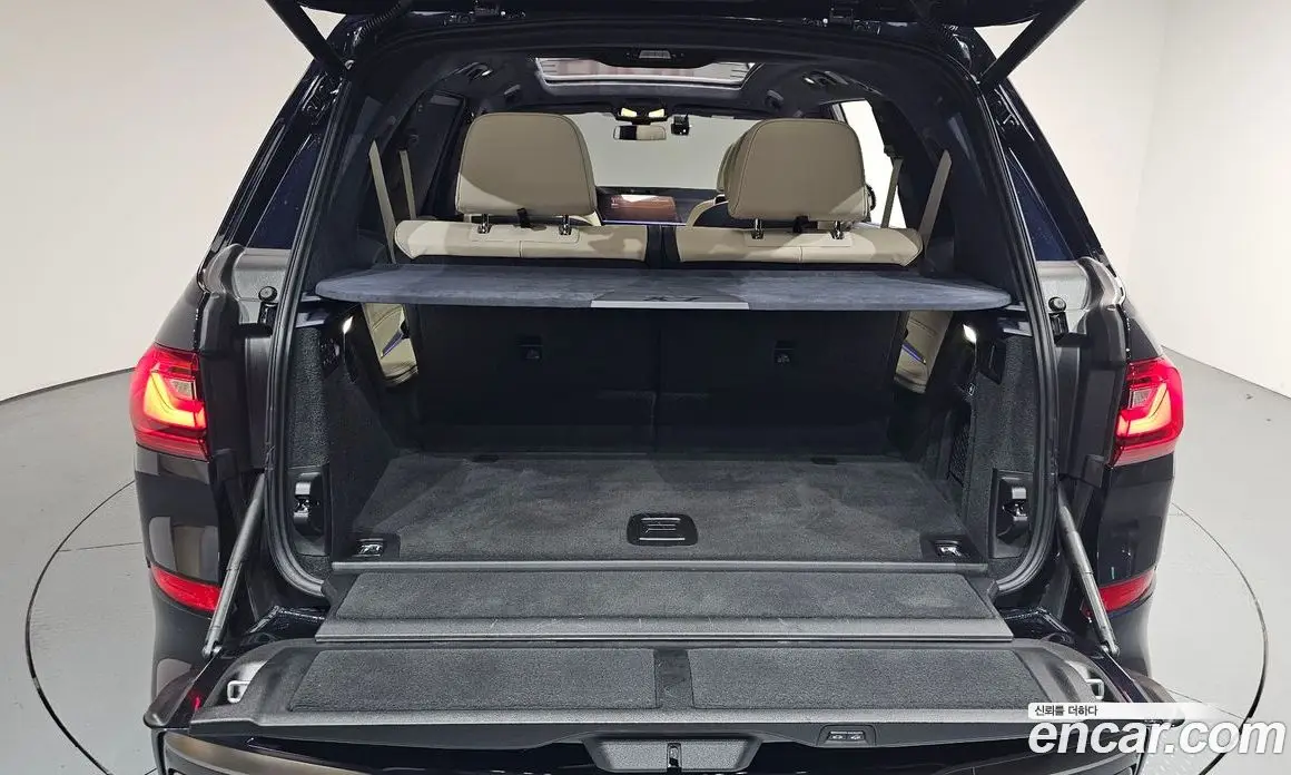 BMW X7 2021 4.4 автомат (гидро), фото 25 BMW X7 2021 4.4 автомат (гидро), фото 25