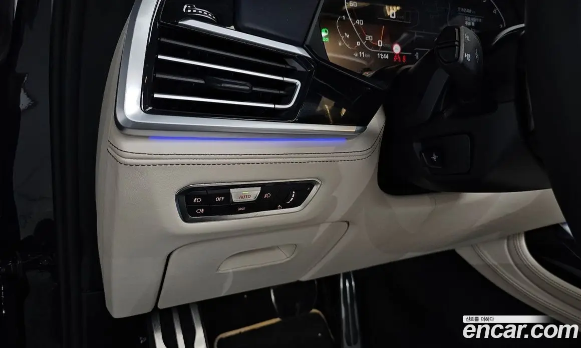 BMW X7 2021 4.4 автомат (гидро), фото 31 BMW X7 2021 4.4 автомат (гидро), фото 31