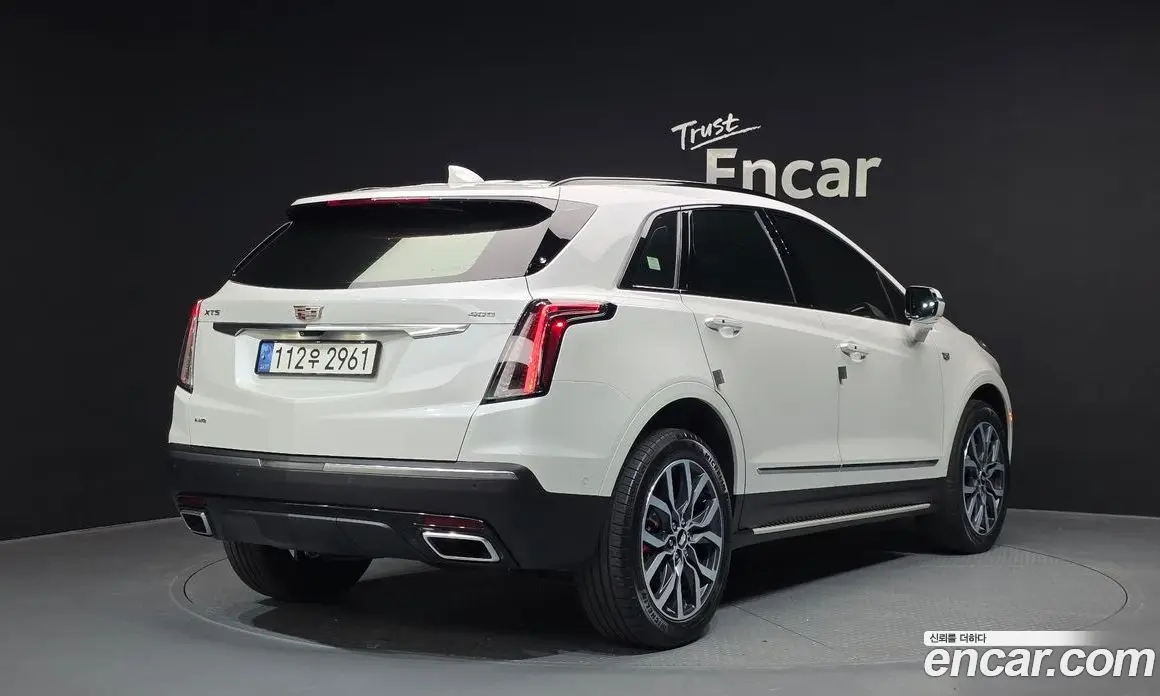 Cadillac XT5 2022 3.6 автомат (гидро), фото 2 Cadillac XT5 2022 3.6 автомат (гидро), фото 2