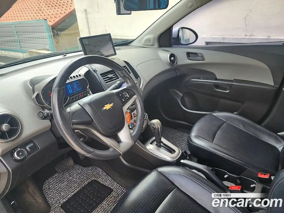Chevrolet Aveo 2013 1.6 автомат (гидро), фото 14