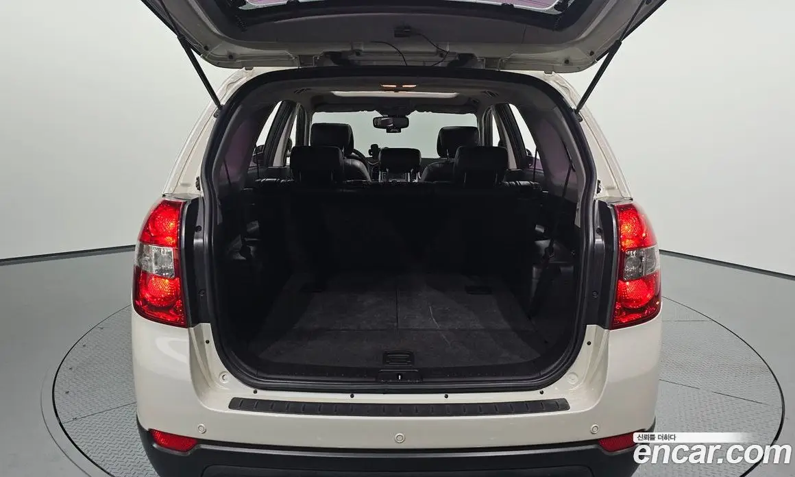 Chevrolet Captiva 2012 2.0 автомат (гидро), фото 26