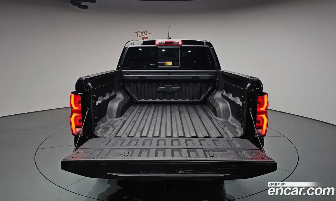 Chevrolet Colorado 2024 2.7 автомат (гидро), фото 26 Chevrolet Colorado 2024 2.7 автомат (гидро), фото 26