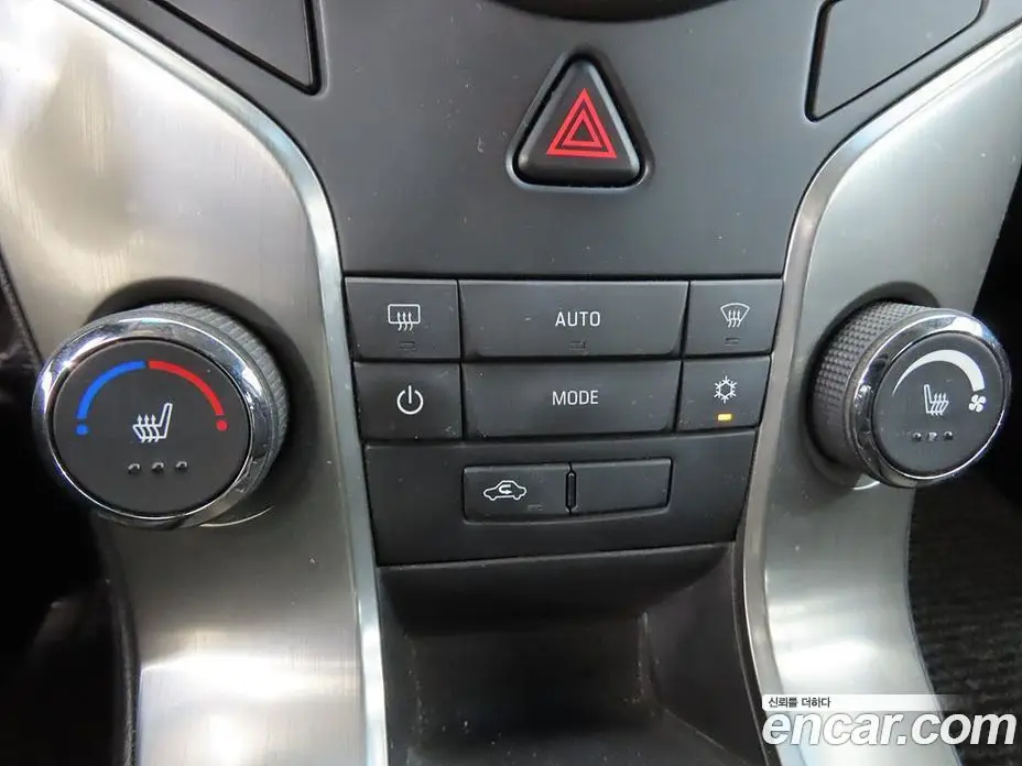 Chevrolet Cruze 2012 1.8 автомат (гидро), фото 15 Chevrolet Cruze 2012 1.8 автомат (гидро), фото 15