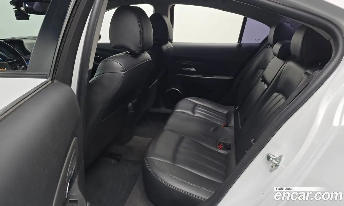 Chevrolet Cruze 2016 1.8 автомат (гидро), фото 17 Chevrolet Cruze 2016 1.8 автомат (гидро), фото 17