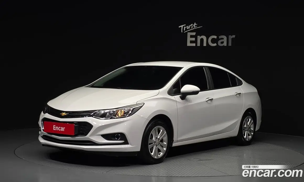 Chevrolet Cruze 2017 1.4 автомат (гидро), фото 1 Chevrolet Cruze 2017 1.4 автомат (гидро), фото 1