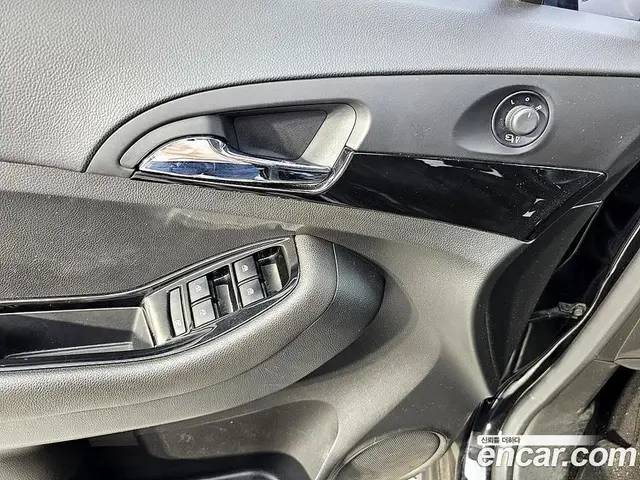 Chevrolet Orlando 2012 2.0 автомат (гидро), миниатюра 12