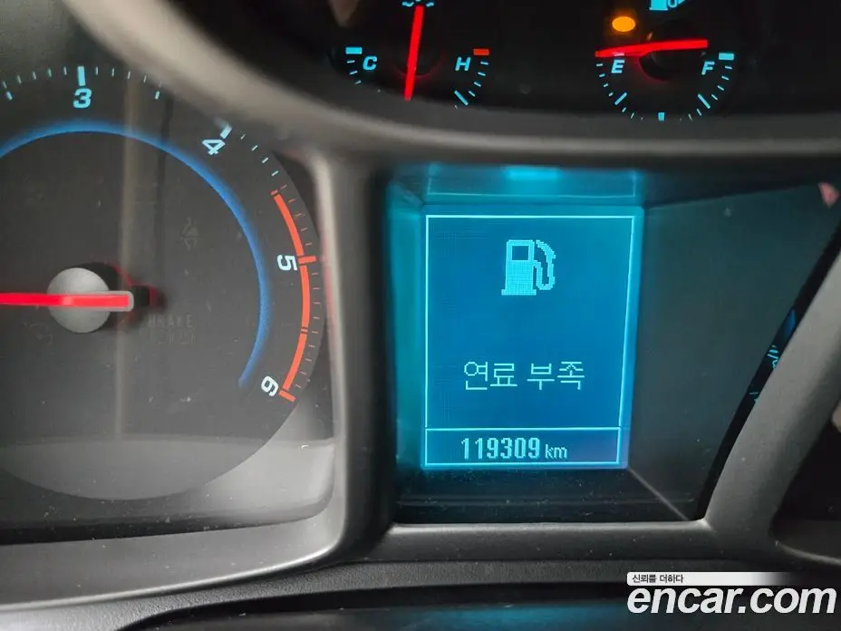 Chevrolet Orlando 2014 2.0 автомат (гидро), фото 7